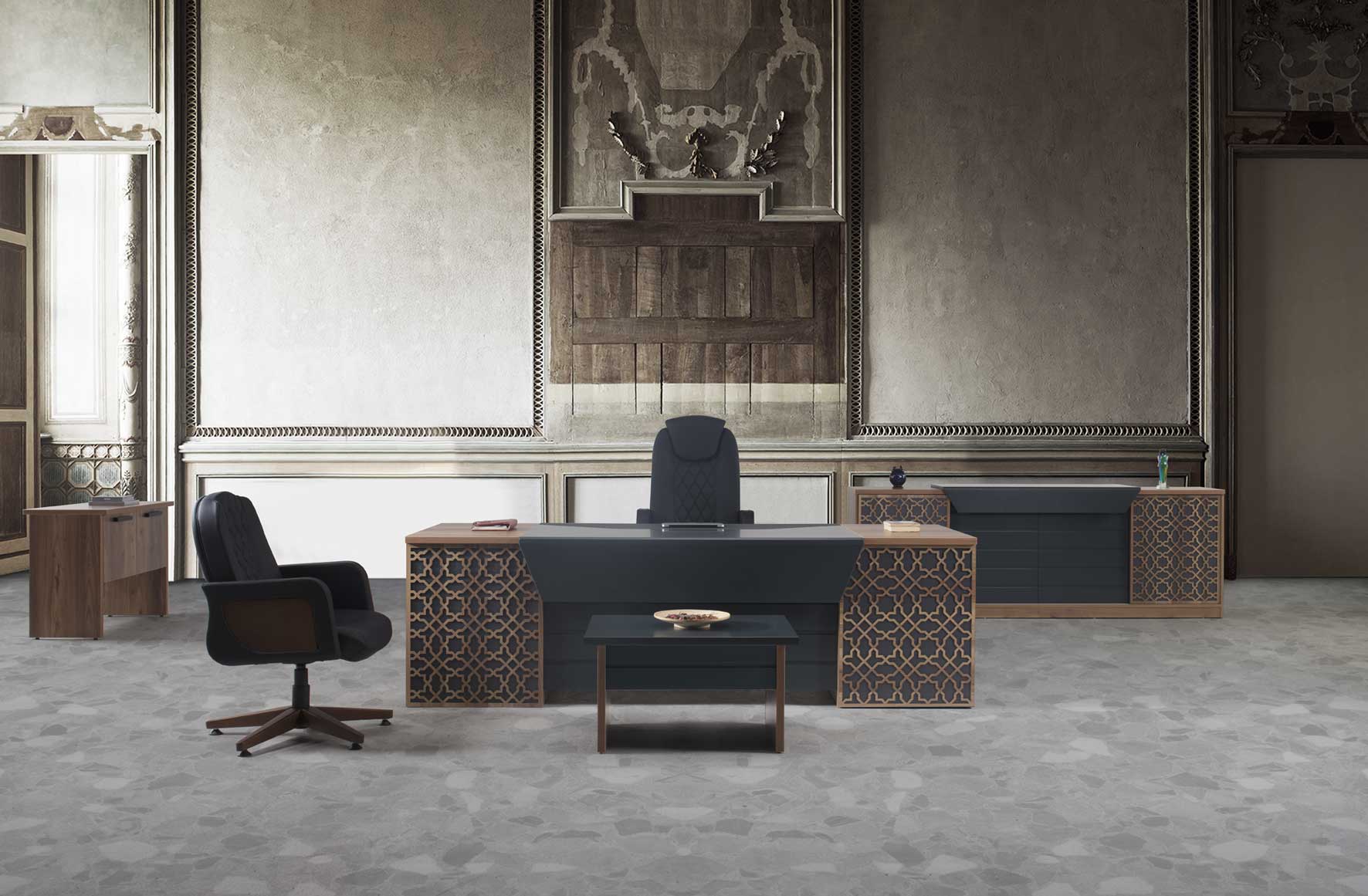 Royal Yönetici Masa Takım