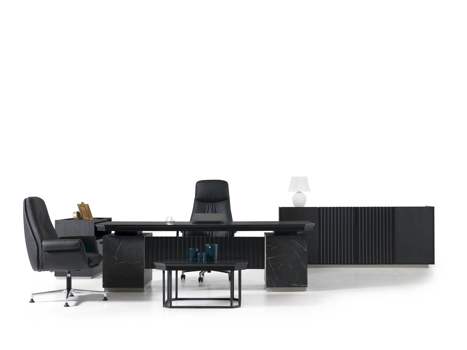 Black Yönetici Masa Takım